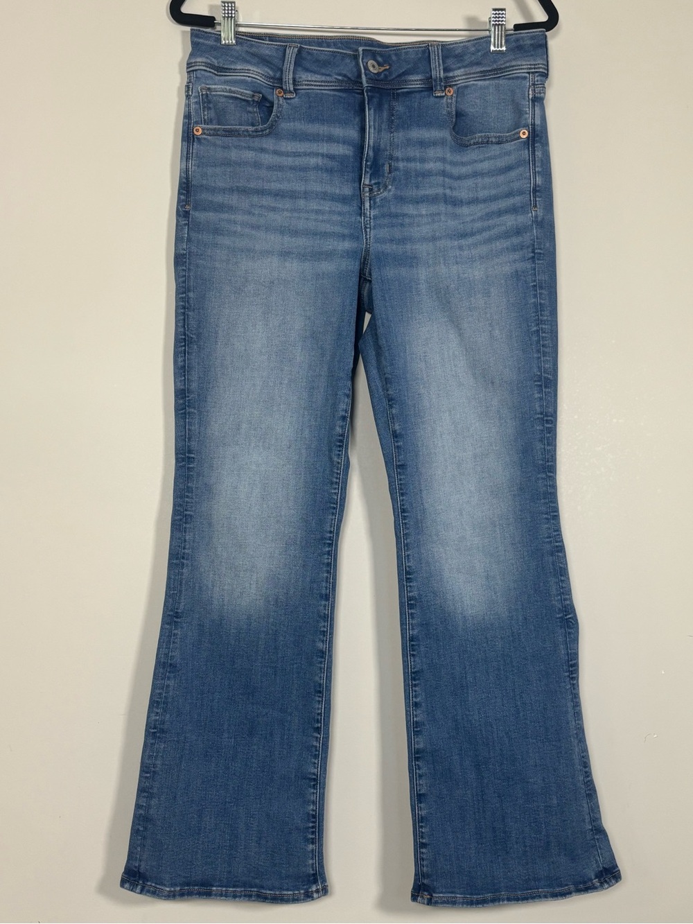 American Eagle Kick Boot Medium Wash‎ Next Level Stretch Jeans